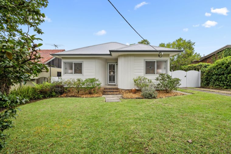 17 Waratah Road, Berowra